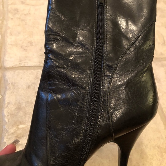 Nine West Black Above Ankle Heeled Boots - Picture 4 of 8
